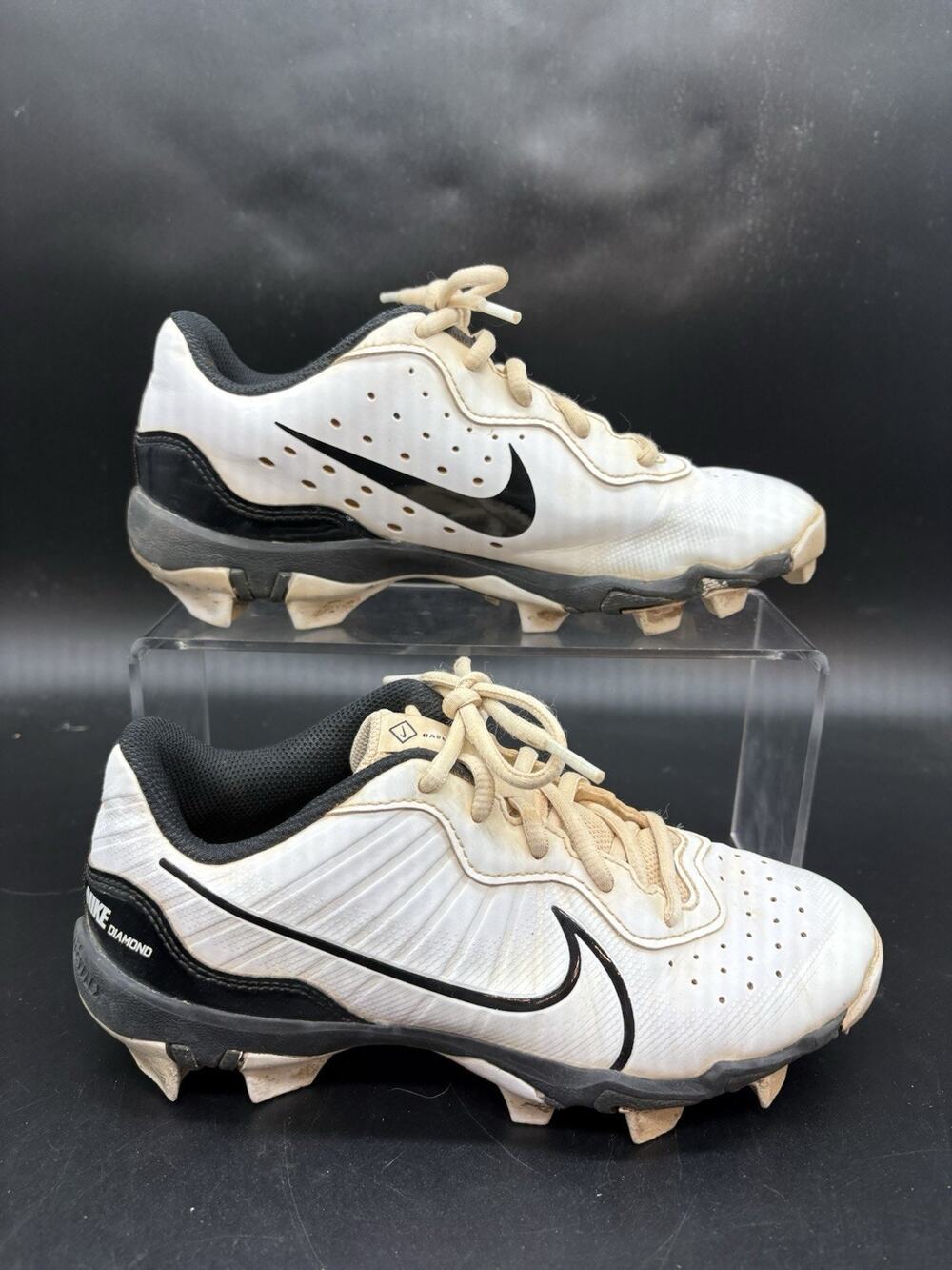 Nike Alpha Huarache Fastpitch Baseball Cleats White Black DJ6525-101 Size 4Y
